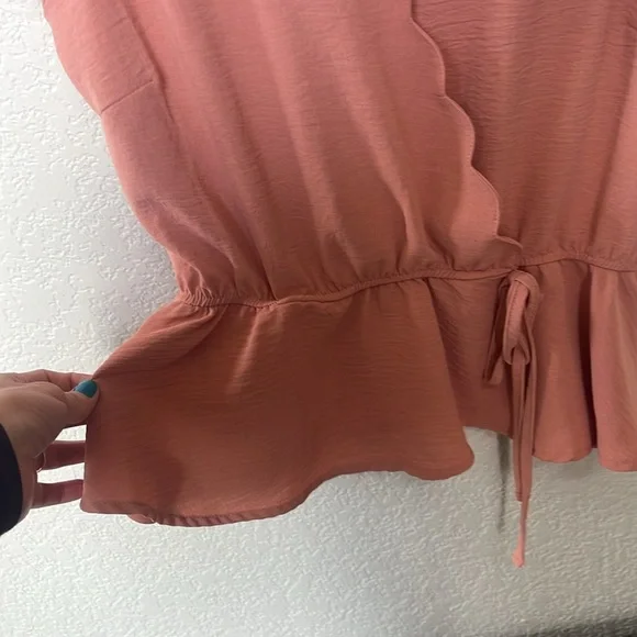 Iris Scalloped Blouse Peplum Top Pink size Medium - Picture 6 of 10